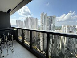Commonwealth Towers (D3), Condominium #466338131